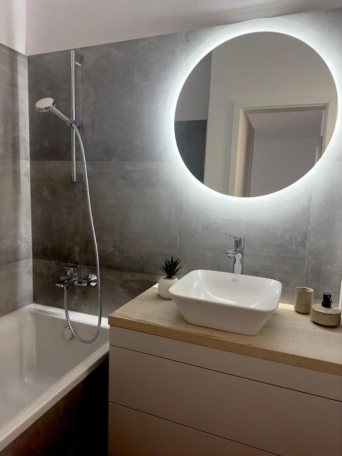 Urban Haven Apartment Liptovský Mikuláš Dış mekan fotoğraf